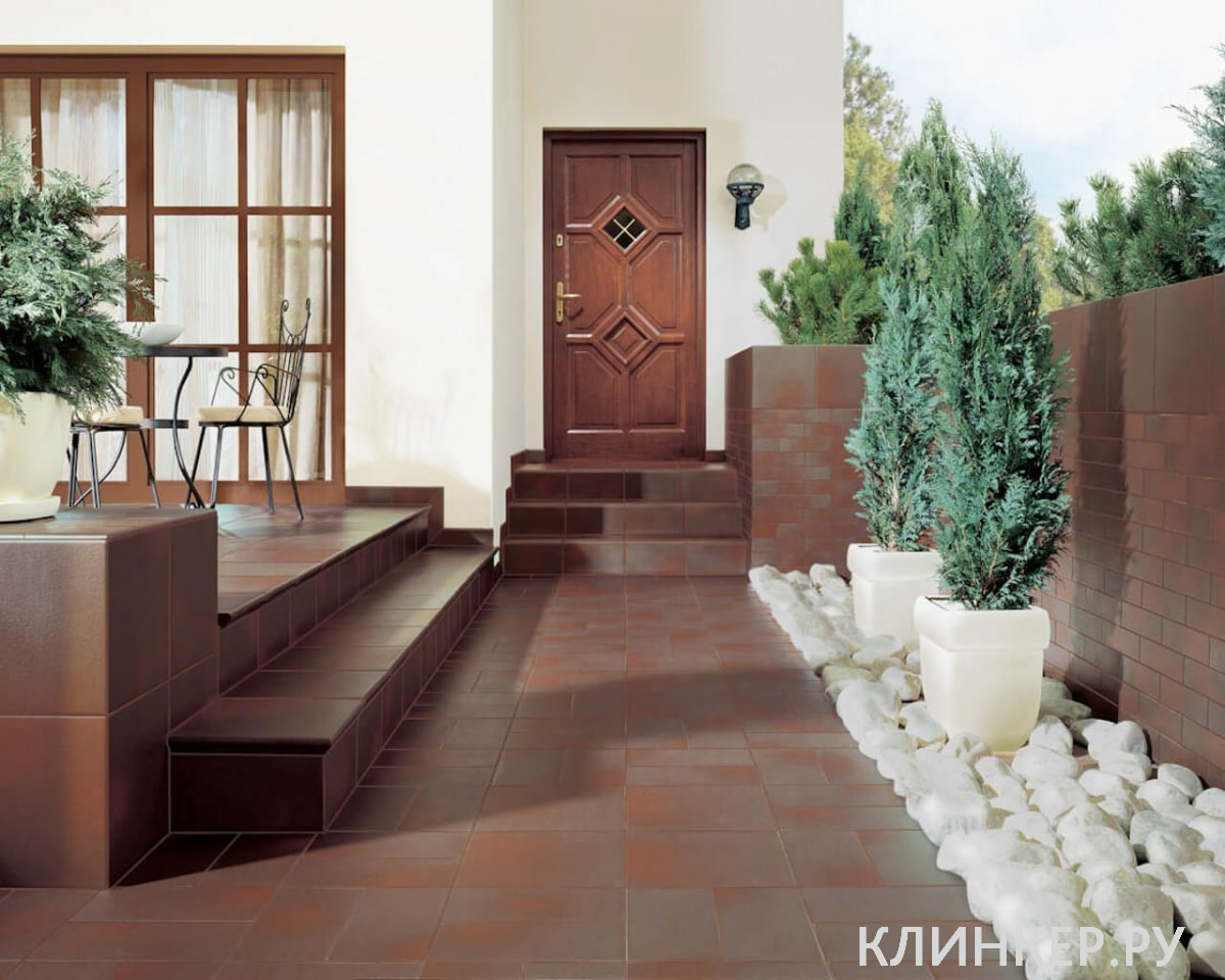 cloud-brown-duro-uglovaya-klinkernaya-stupen-s-kapinosom-330x330x11_3