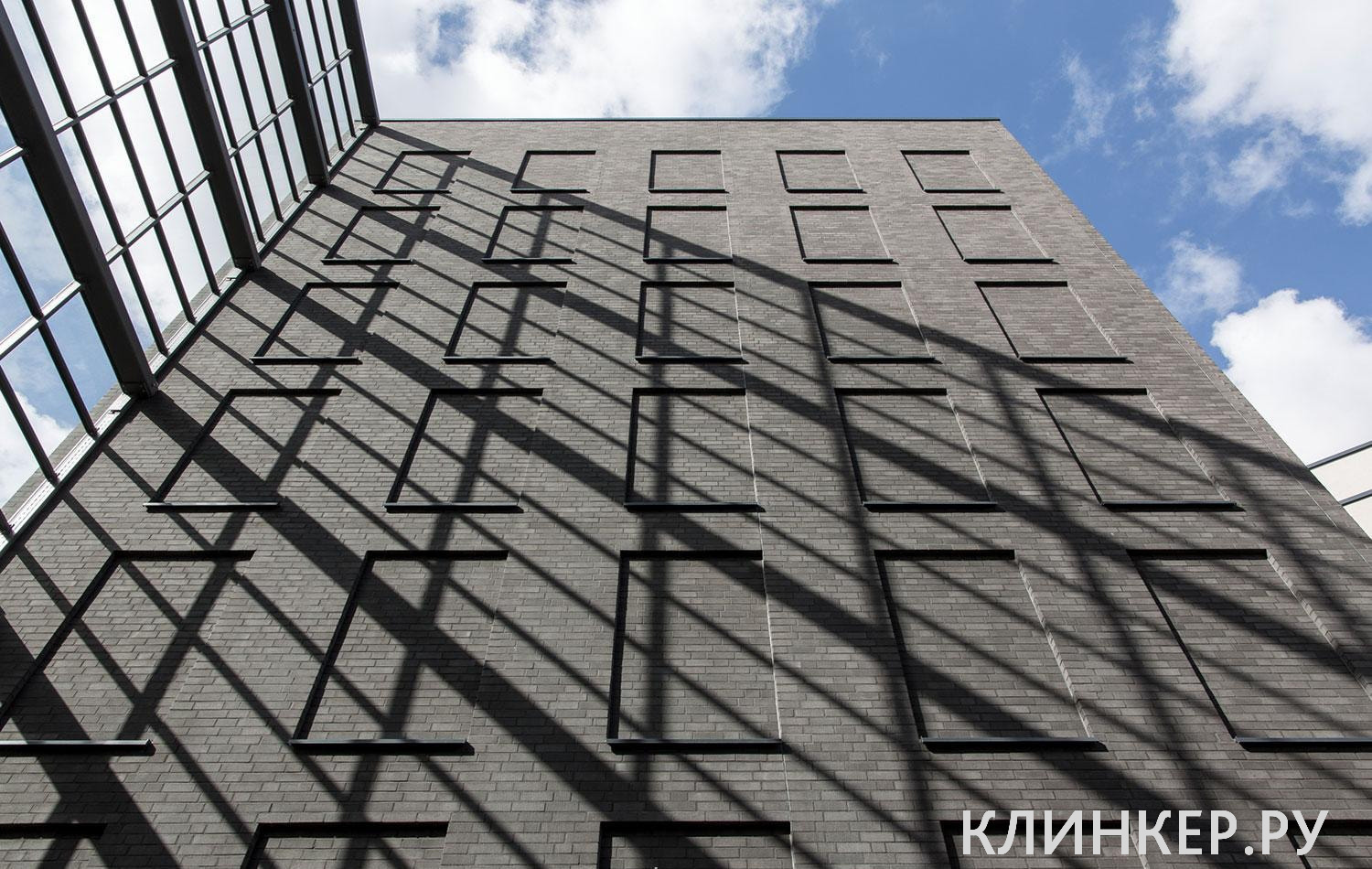 toulouse-schwarz-nuanciert_14