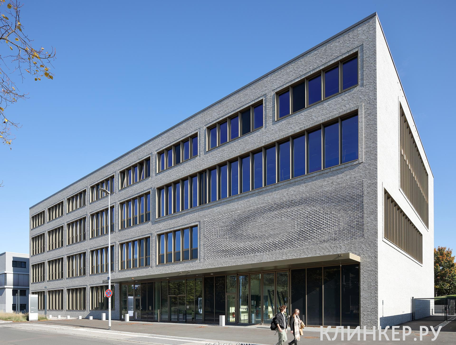 wiesmoor-hellgrau-bunt_12