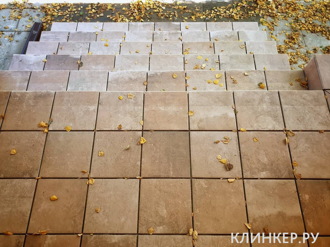 scandiano-ochra-frontalnaya-klinkernaya-stupen-prostaya-300x600x85_8