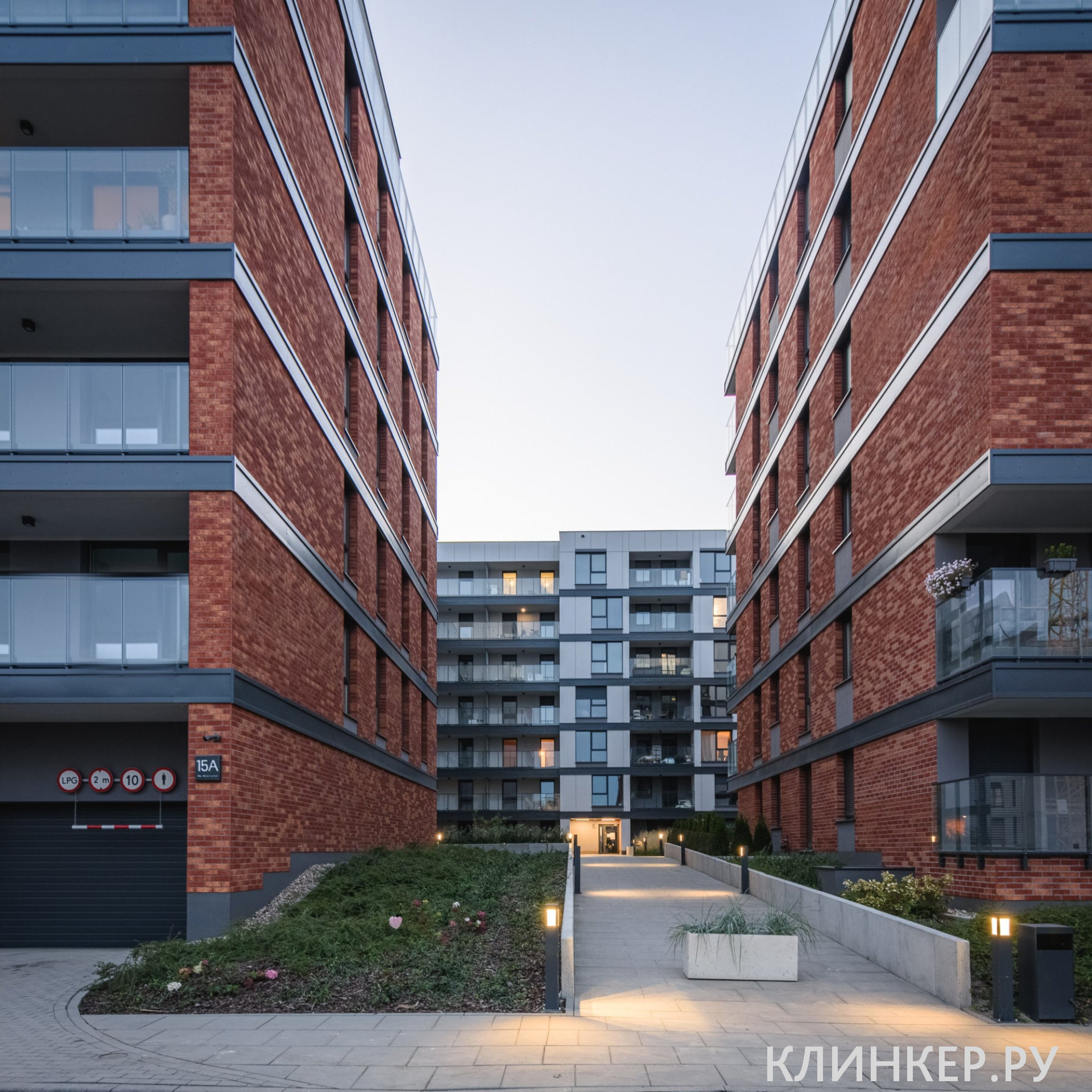 hf07-old-house-nf14-nvf_5