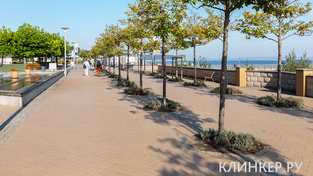 Lederfarben nuanciert ABC-Klinker_Pflasterklinker_Lederfarben-nuanciert_200x100_Promenade-Goehren-Ruegen-1