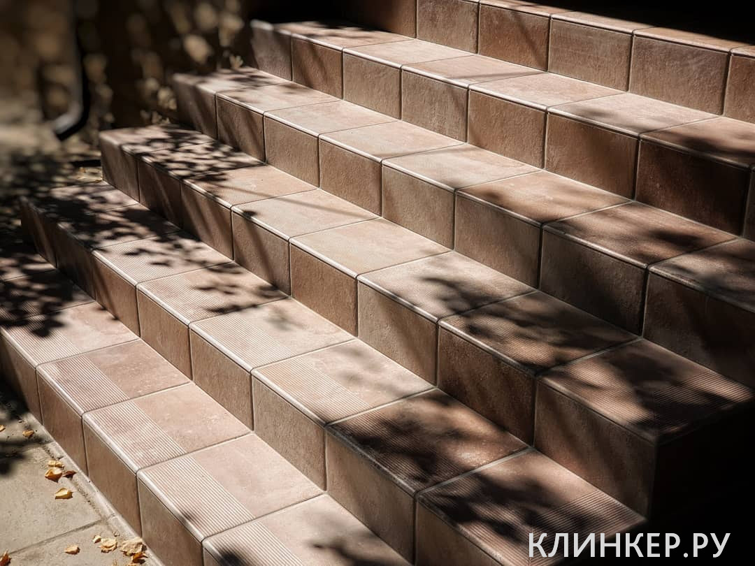 scandiano-ochra-napolnaya-klinkernaya-plitka-300x600x85_7