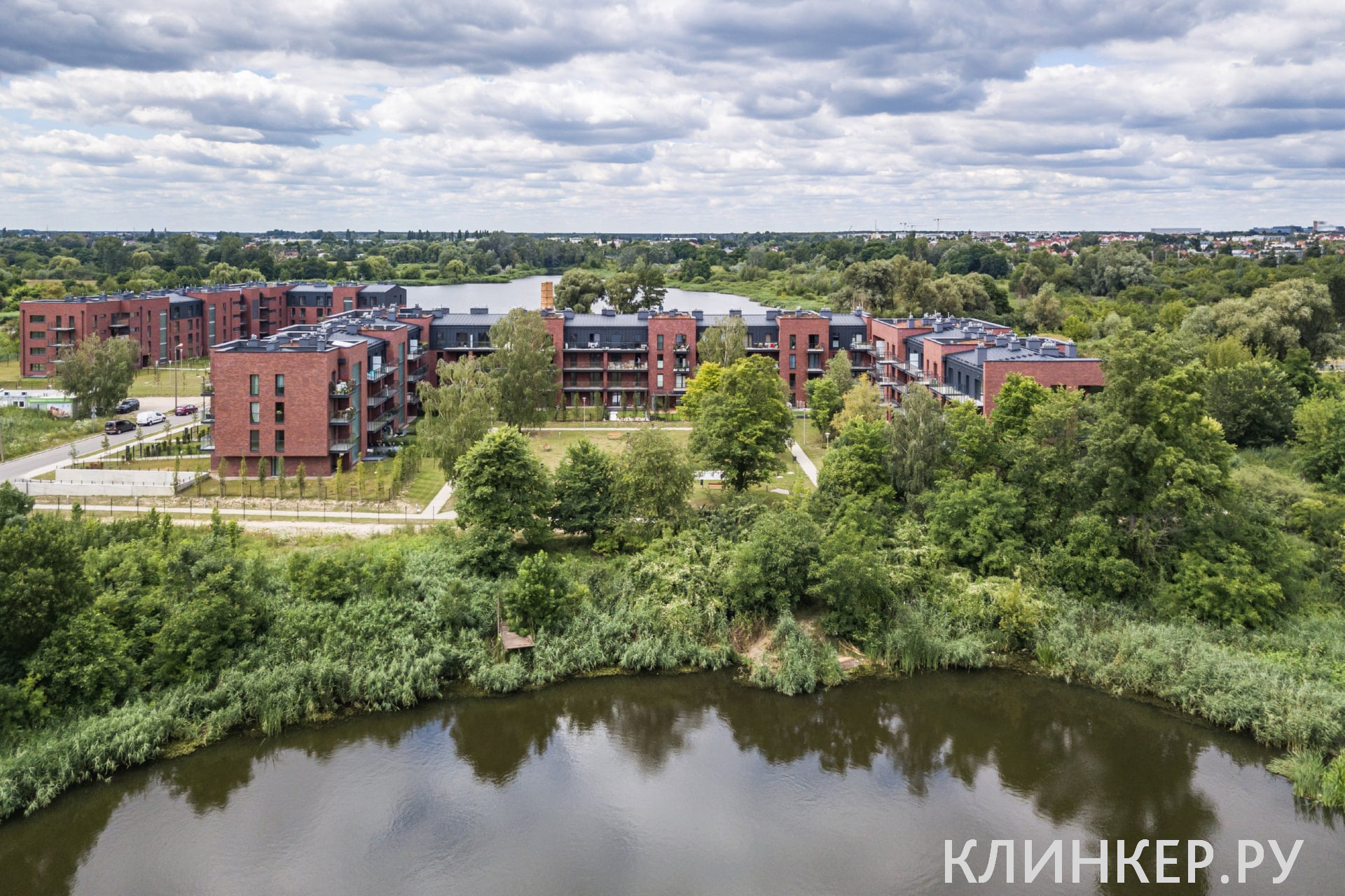 hf41-gothic-smile-nf14-nvf_7