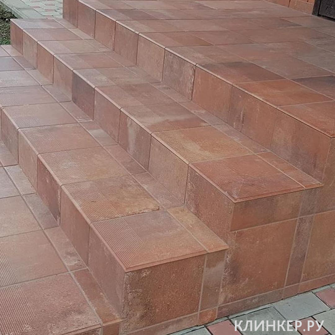 scandiano-rosso-uglovaya-klinkernaya-stupen-prostaya-300x300x11_5