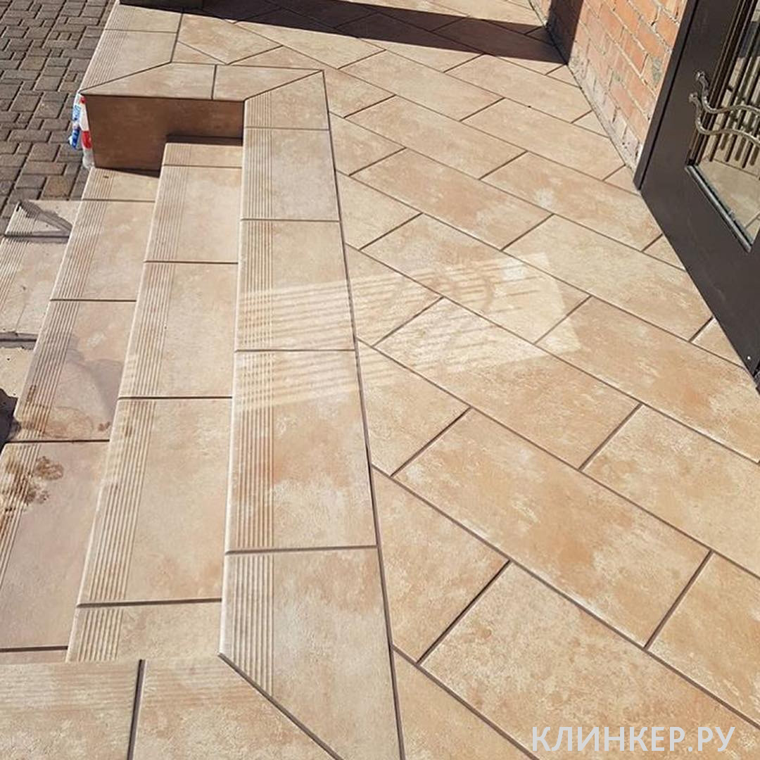 ilario-beige-3003008-frontalnaya-klinkernaya-stupen-prostaya-300x300x85_8