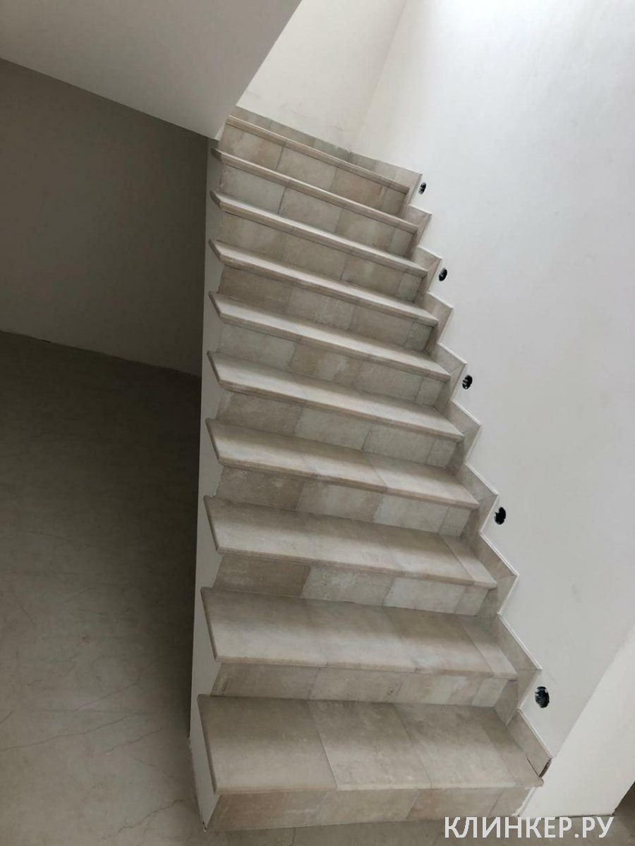 viano-beige-frontalnaya-klinkernaya-stupen-prostaya-300x300x11_8