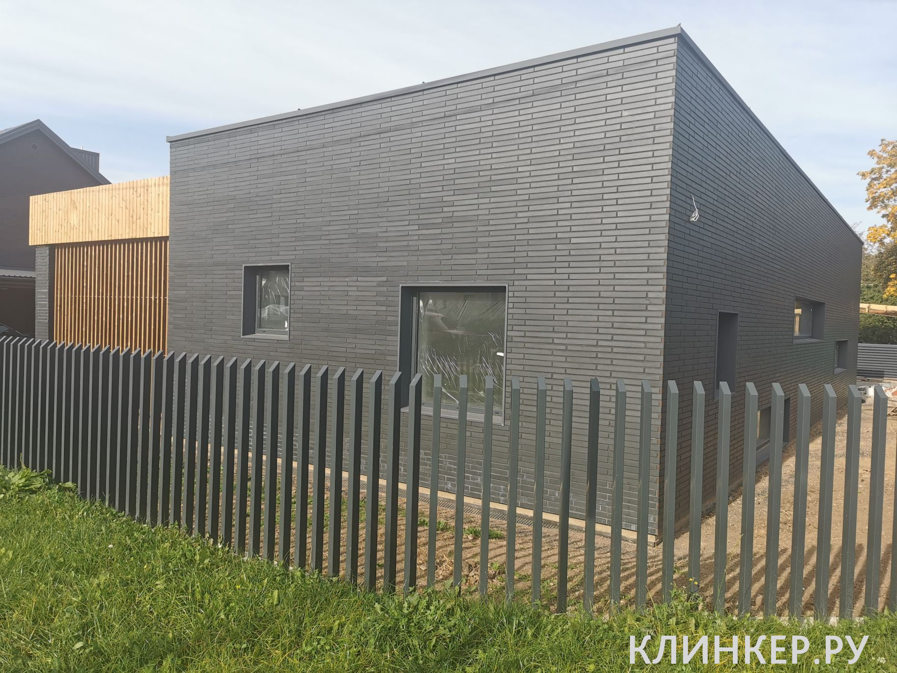 plitka-08-polar-night-king-size_10