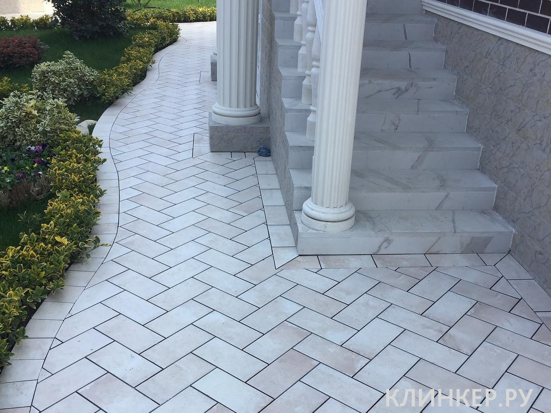 scandiano-beige-uglovaya-klinkernaya-stupen-prostaya-300x300x11_5