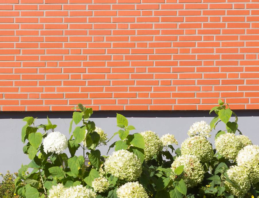 Облицовочный керамический кирпич