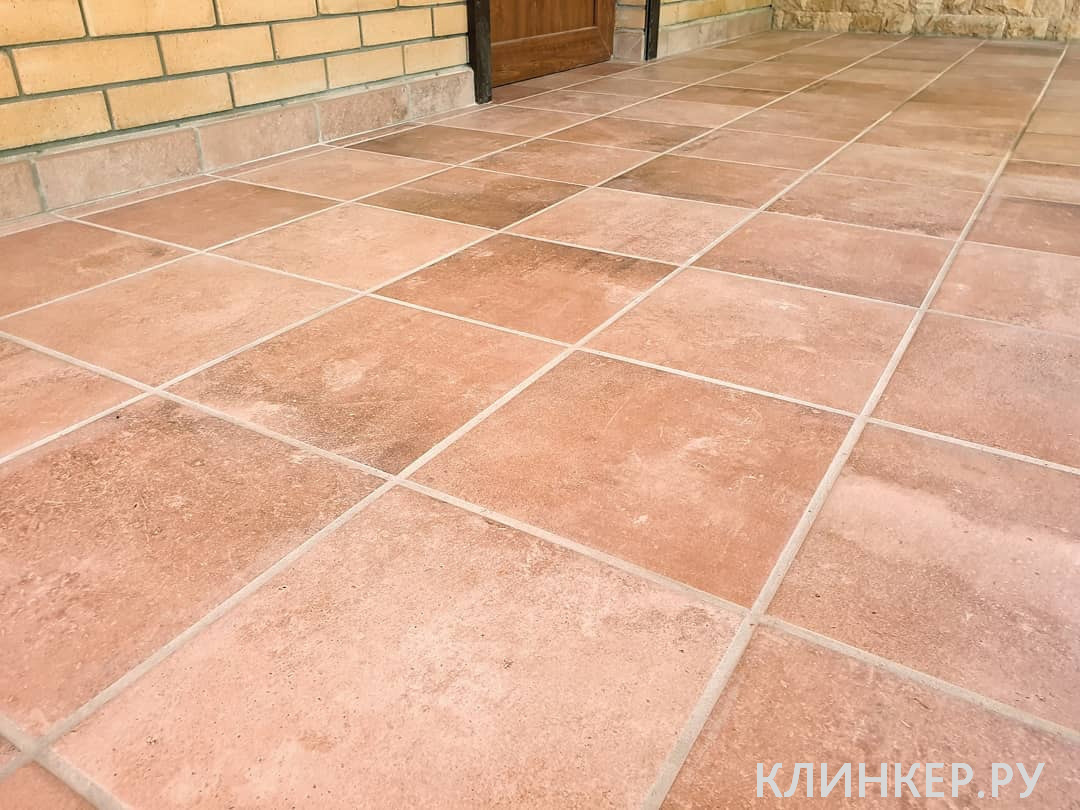 scandiano-ochra-uglovaya-klinkernaya-stupen-prostaya-300x300x11_7