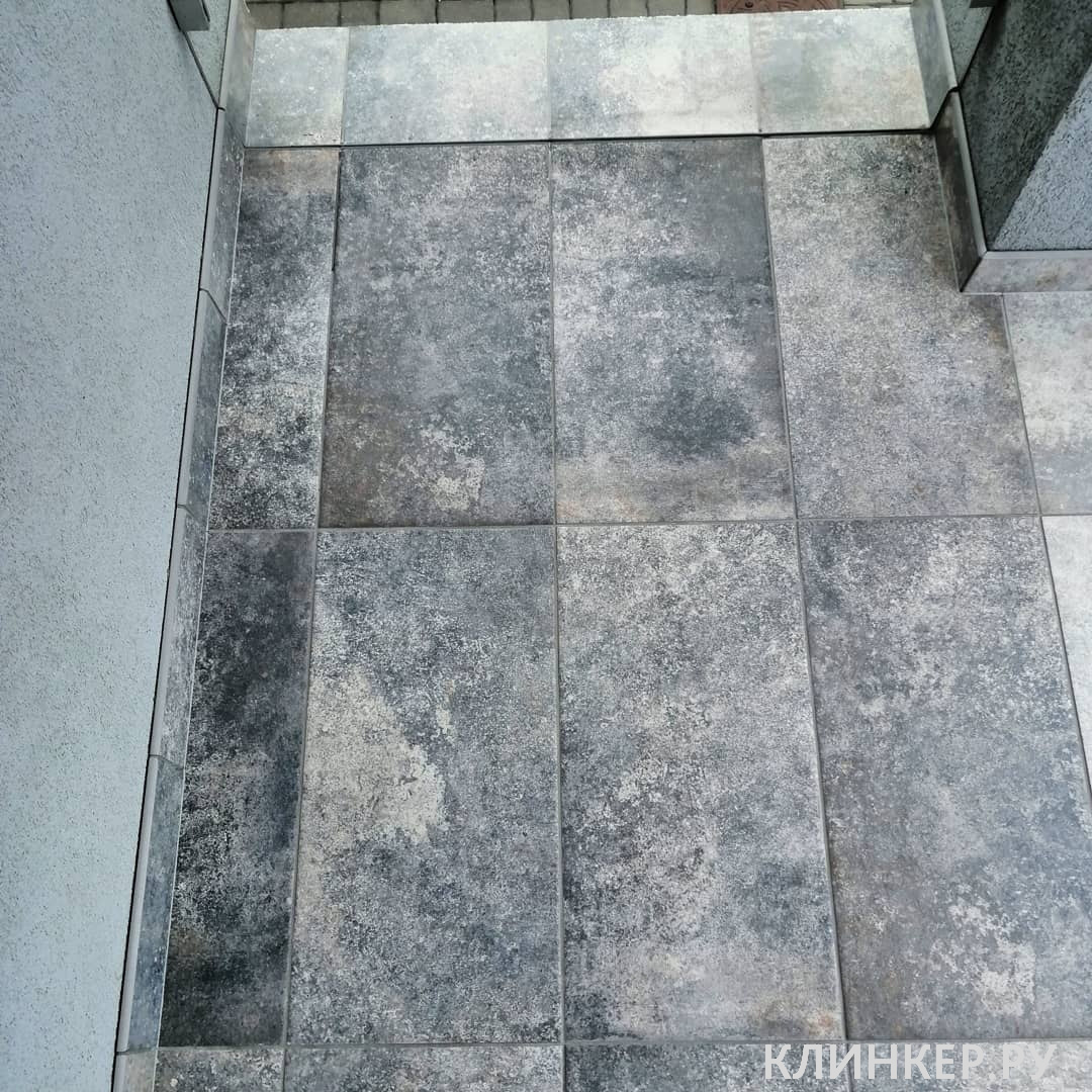 viano-grys-frontalnaya-klinkernaya-stupen-s-kapinosom-330x299x11_10