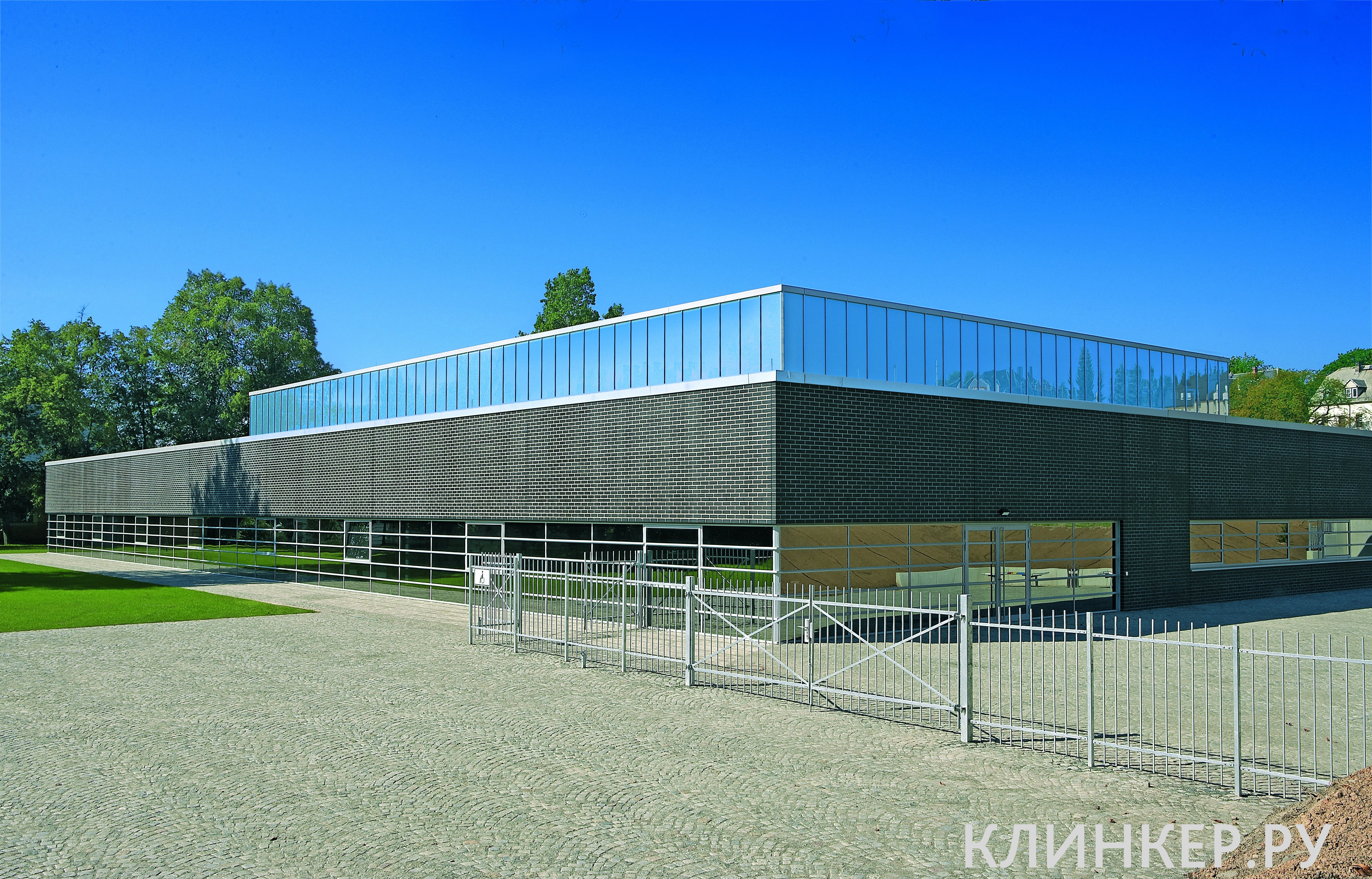 faro-schwarz-nuanciert-geschiefert_22