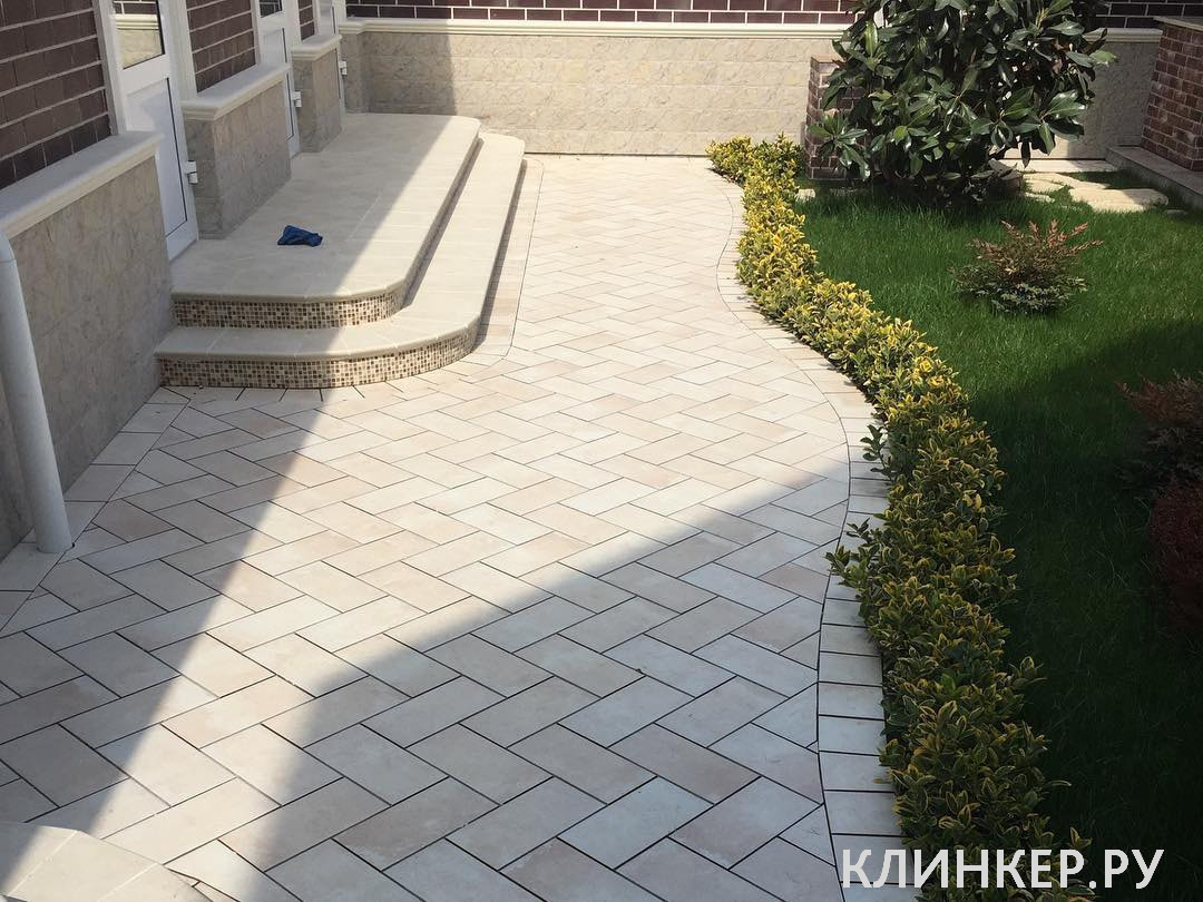 scandiano-beige-uglovaya-klinkernaya-stupen-prostaya-300x300x11_9