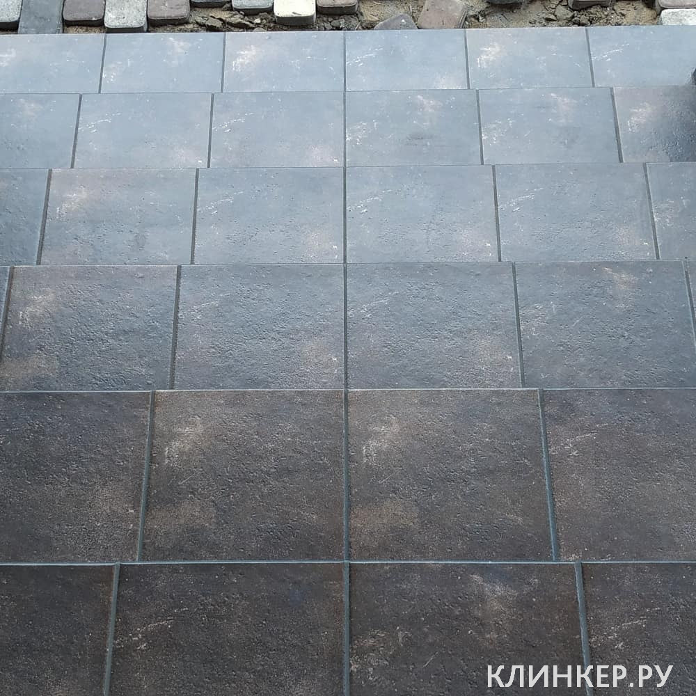 scandiano-brown-uglovaya-klinkernaya-stupen-s-kapinosom-330x330x11_8