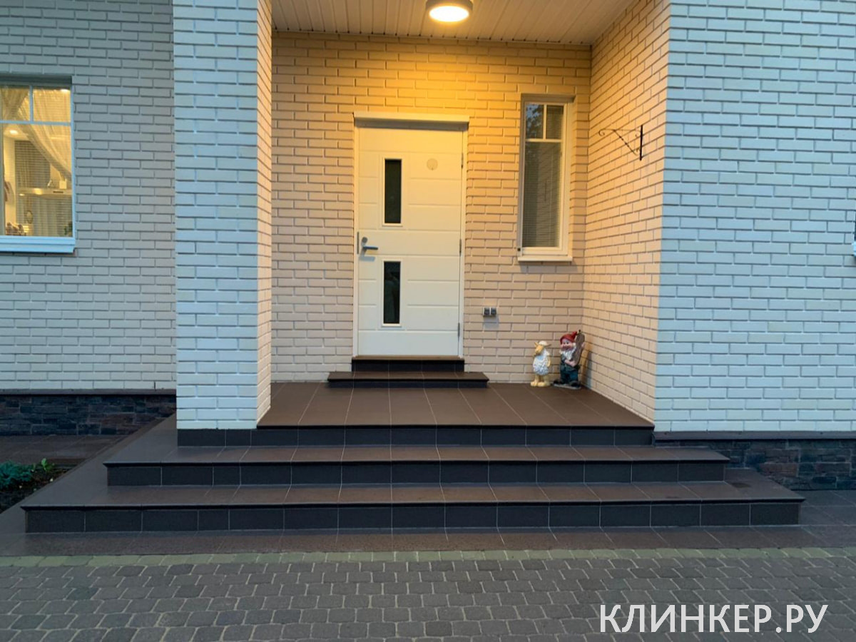 natural-brown-frontalnaya-klinkernaya-stupen-prostaya-300h300h85_11